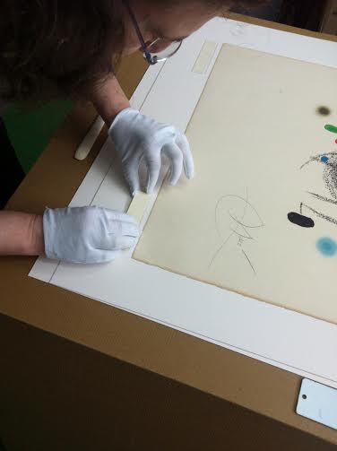 Conservación de un grabado de Miró, Valencia, España
