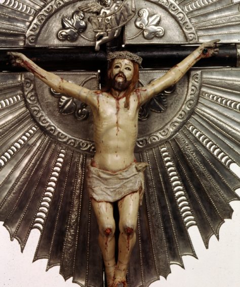 Cristo crucificado boliviano realizado en madera de cáctus, siglo XVIII
